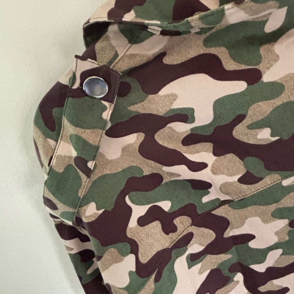 Zara Men's Green Camouflage Button Down Shirt - Picture 4 of 6
